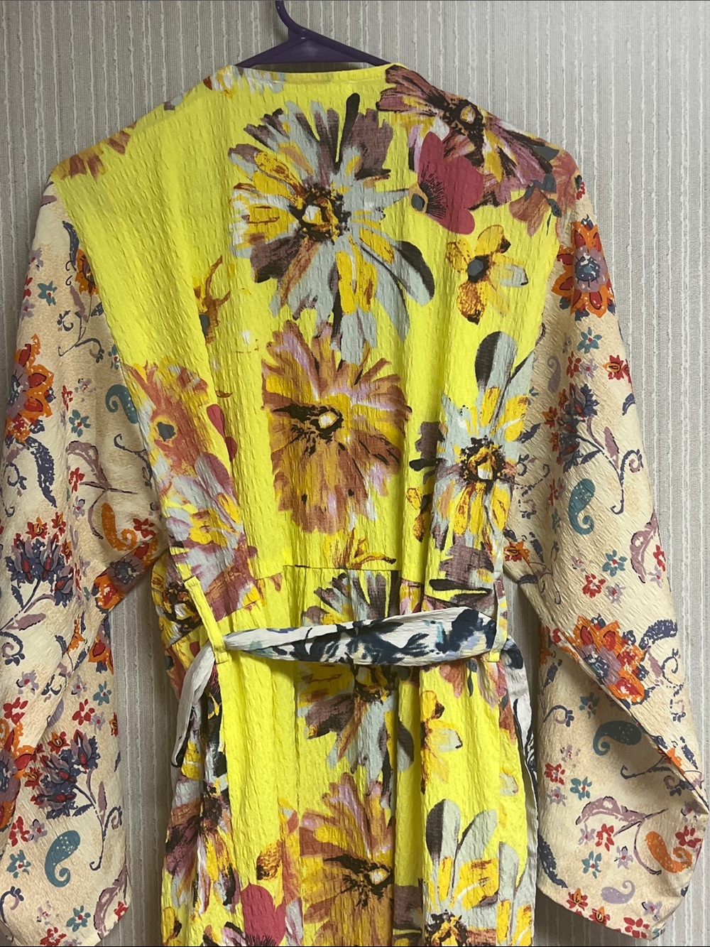 Rare NWOT Anthropologie lightweight Floral Kimono Robe - Picture 3 of 6